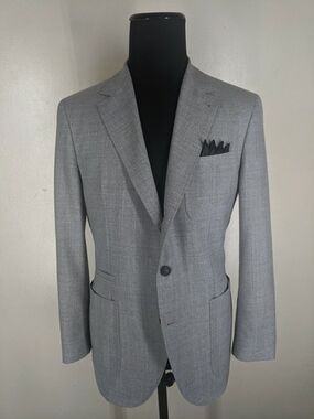 Men's Light Gray Single-Breasted Suit Jacket